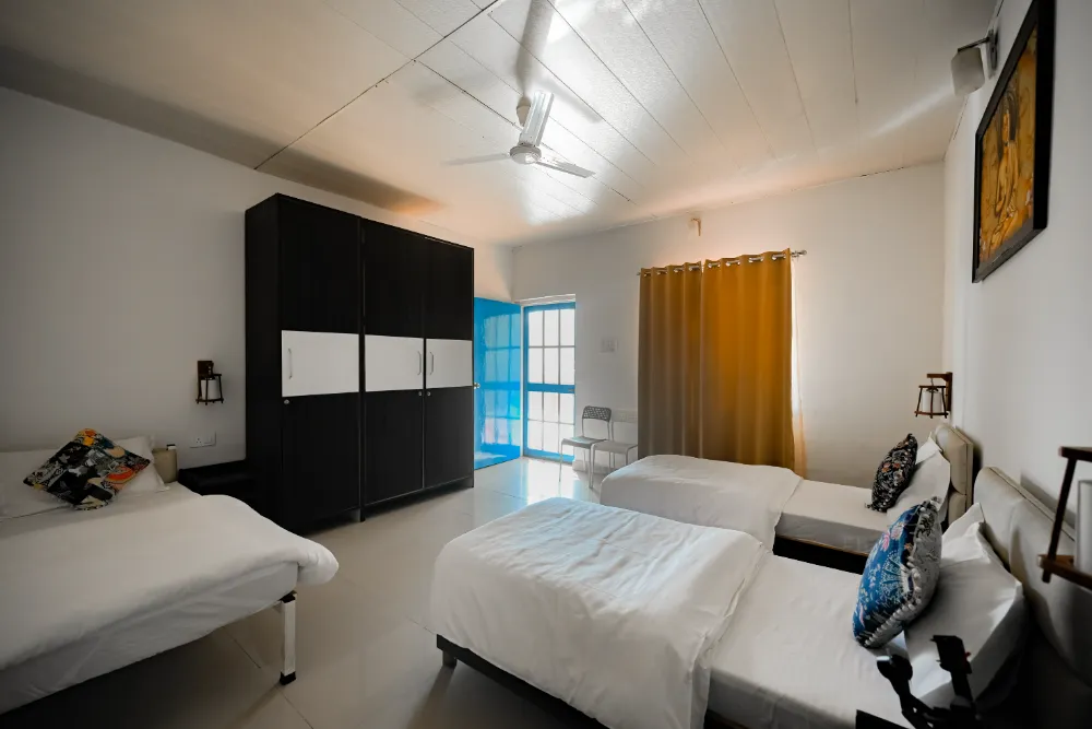 Clean student accommodation at the Adhiroha yoga ashram — photo 58