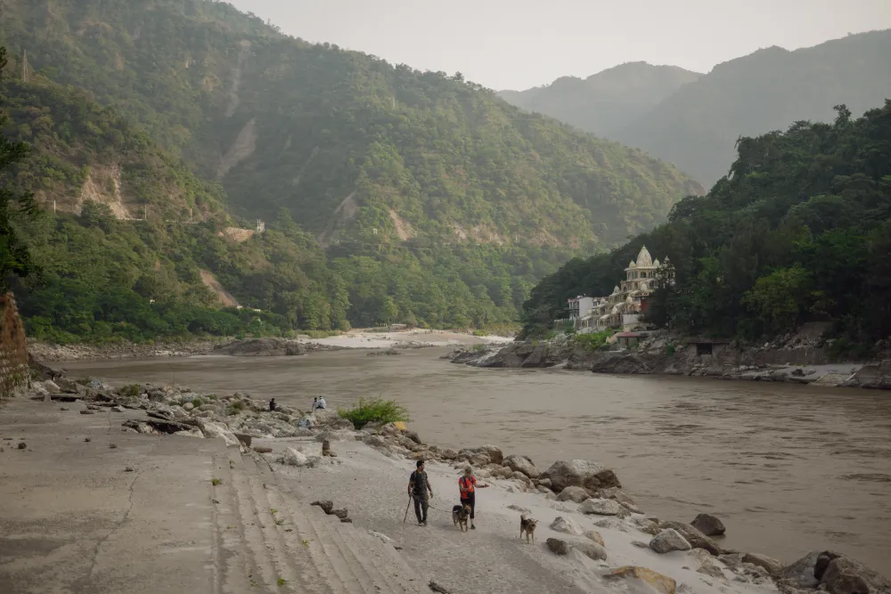 Student excursion around Rishikesh with Adhiroha yoga school — photo 6