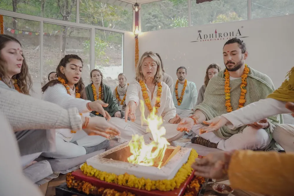 Traditional opening ceremony at Adhiroha yoga school, Rishikesh — photo 16