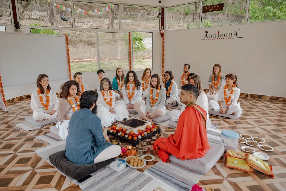 Traditional opening ceremony at Adhiroha yoga school, Rishikesh — photo 34