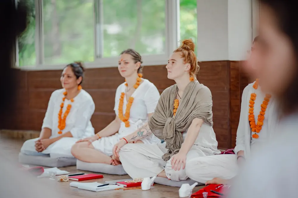 Traditional opening ceremony at Adhiroha yoga school, Rishikesh — photo 134